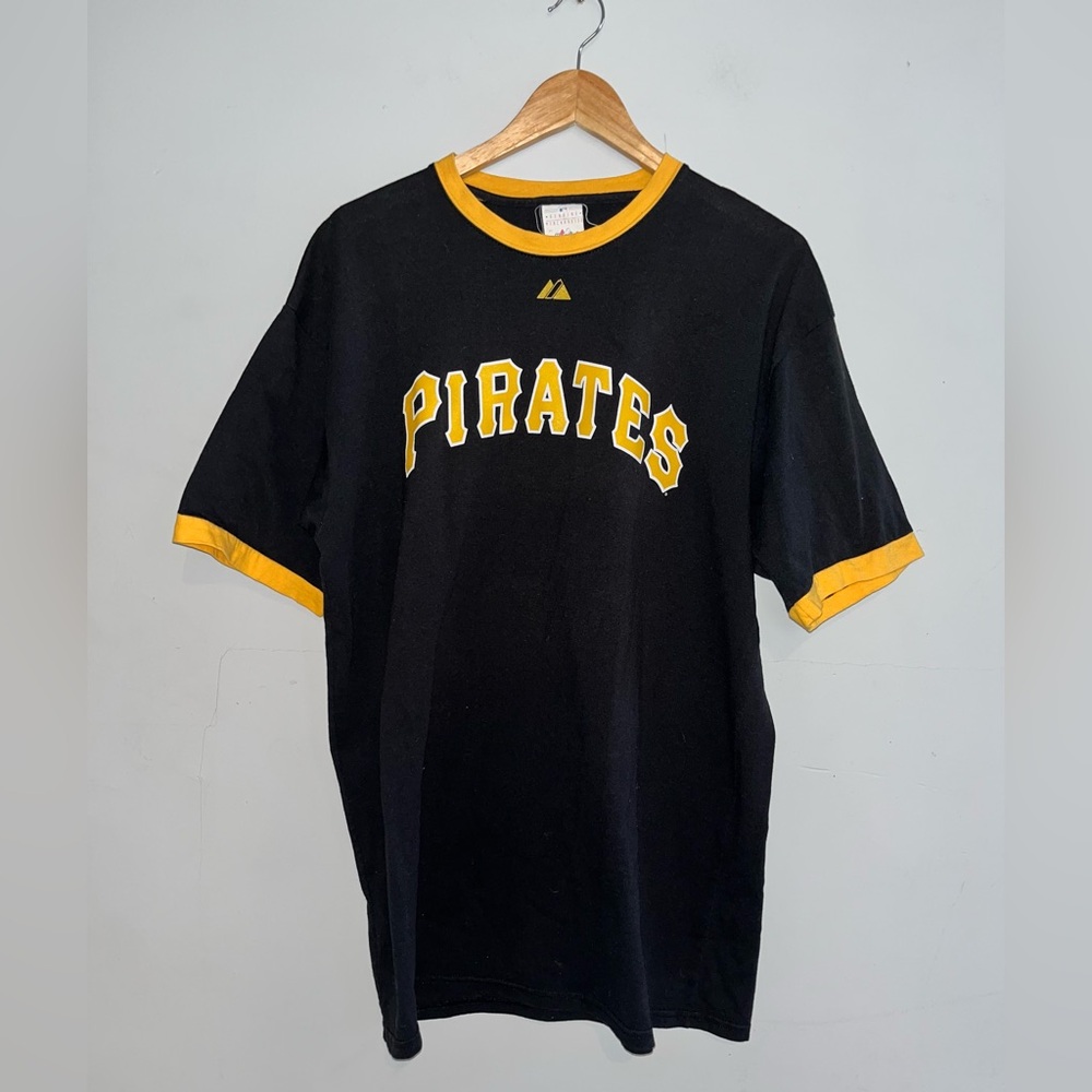 Majestic Vintage Pirates Shirt sz XL